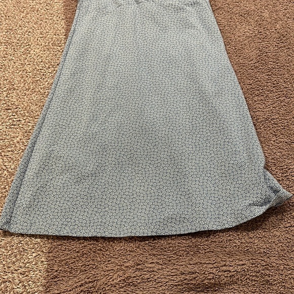 Brandy Melville floral dress - Picture 3 of 5